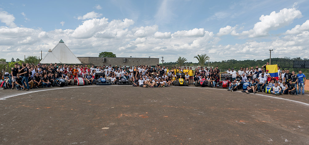 Imagem da competição FSAE Brasil 2017